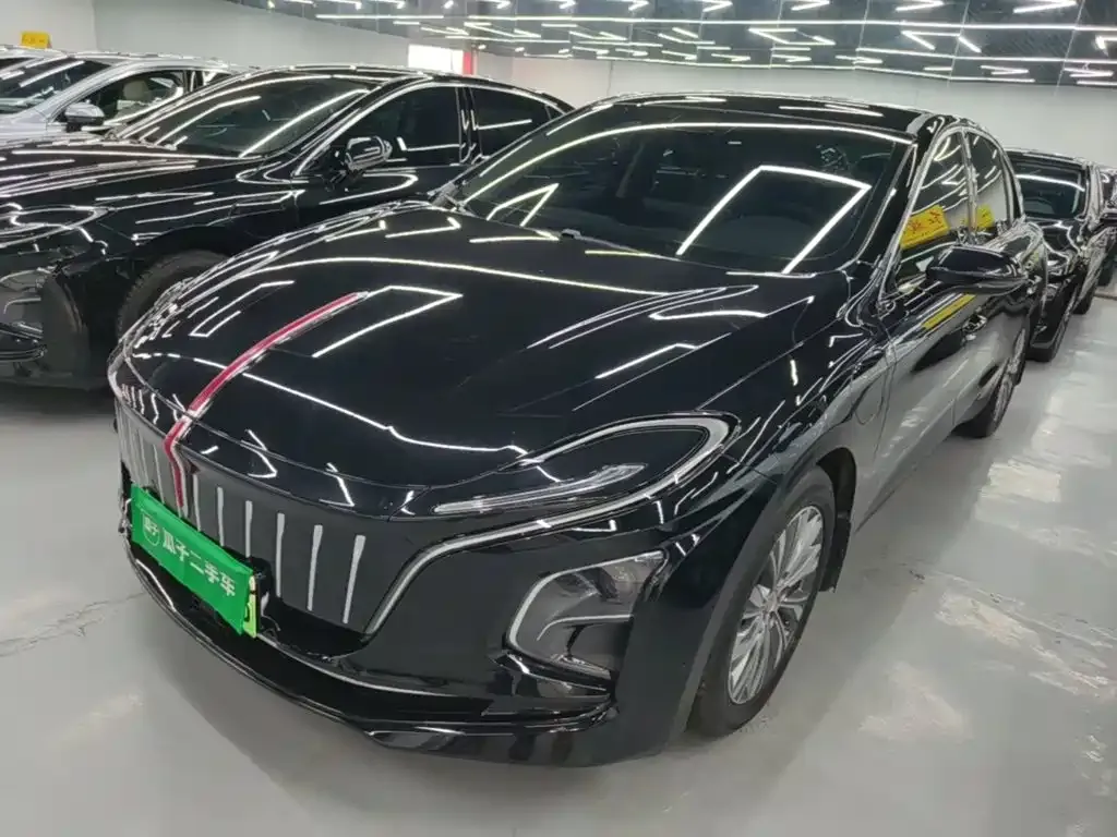 Hongqi E-QM5 — фото 1