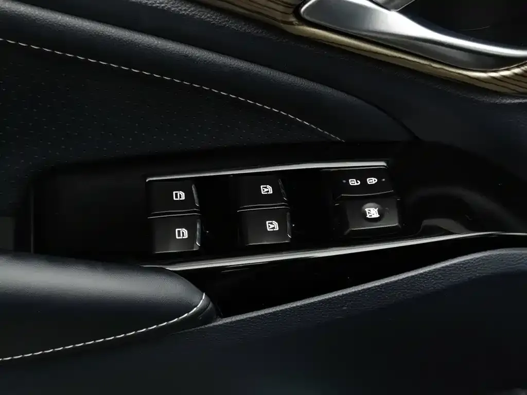 GAC Motor Trumpchi M8 — фото 4