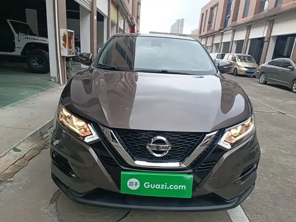 Nissan Qashqai — фото 10