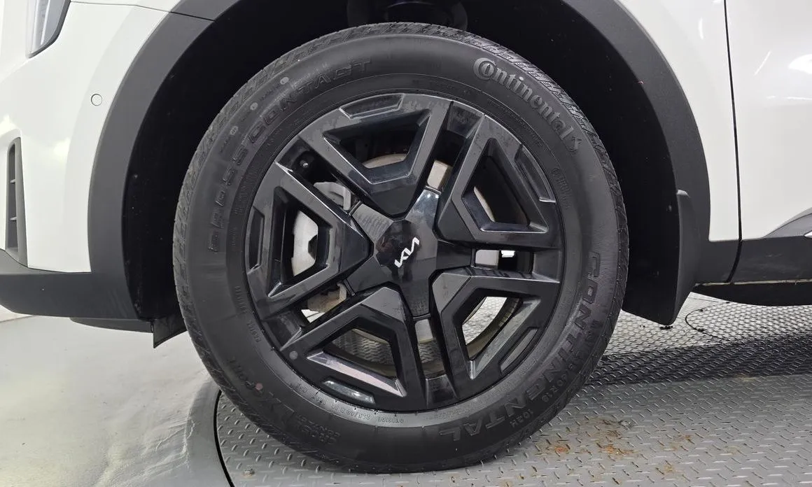 Kia Sorento — фото 6