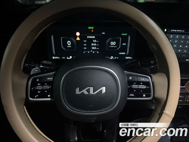 Kia Sorento — фото 9