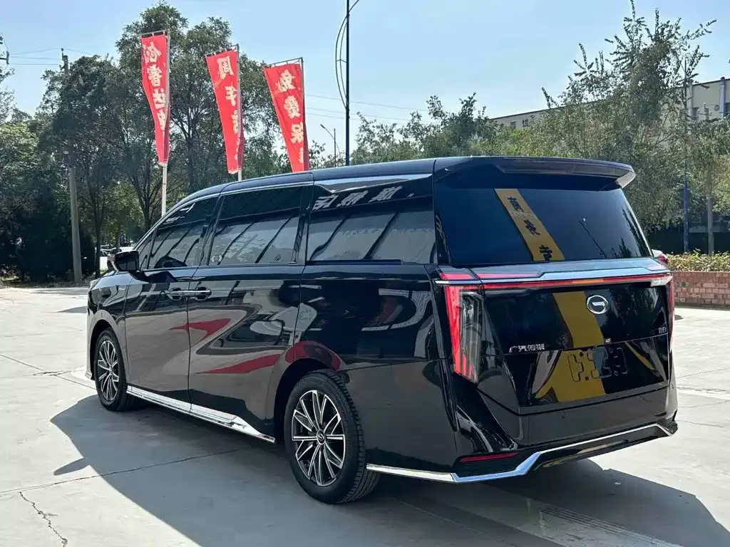 GAC Motor Trumpchi M8 — фото 8