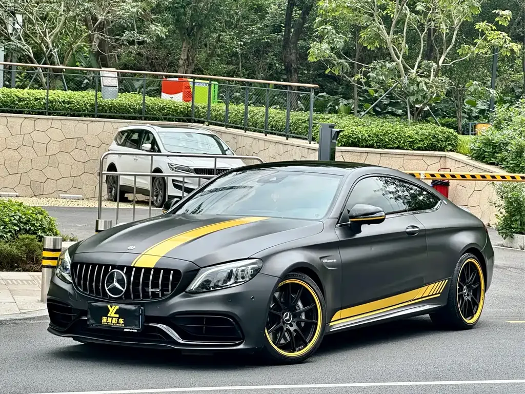 Mercedes-Benz C-Class AMG — фото 1