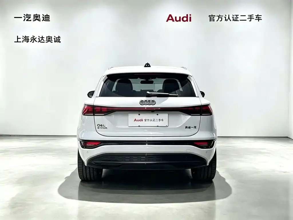 Audi Q6L e-tron — фото 2