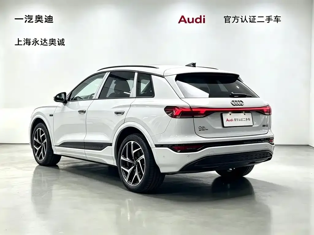 Audi Q6L e-tron — фото 5