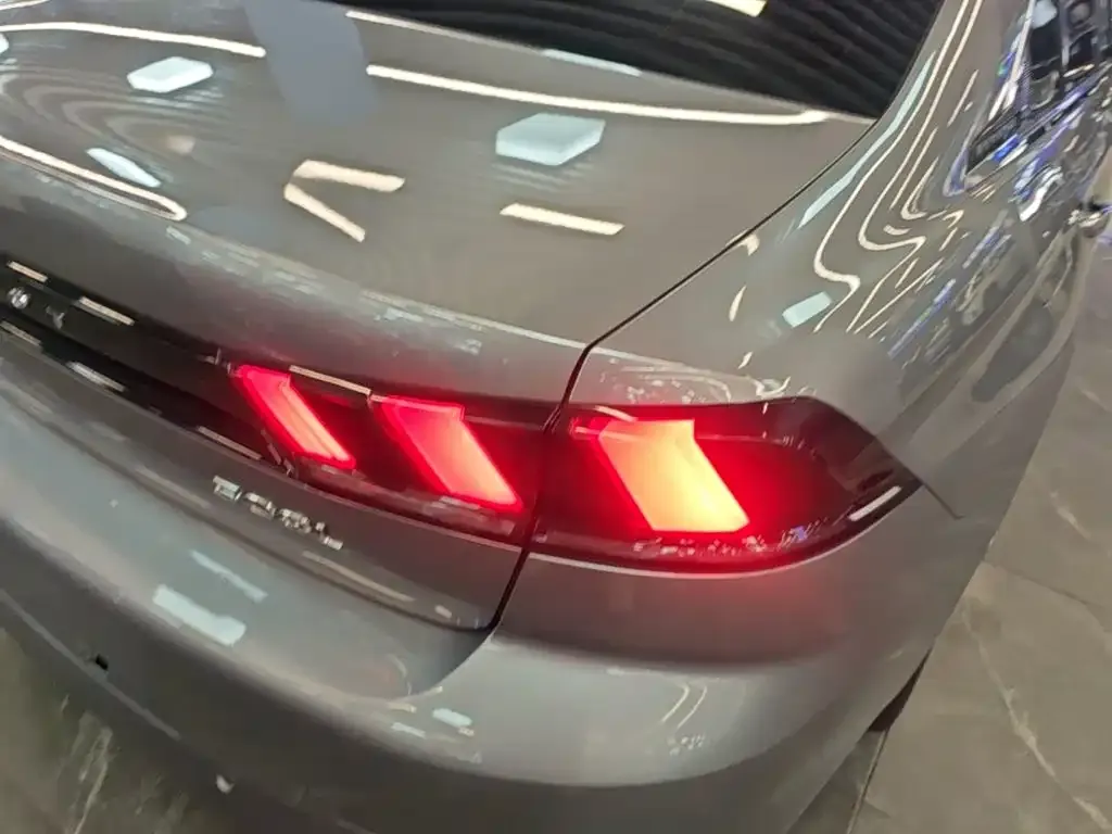 Peugeot 508 — фото 1