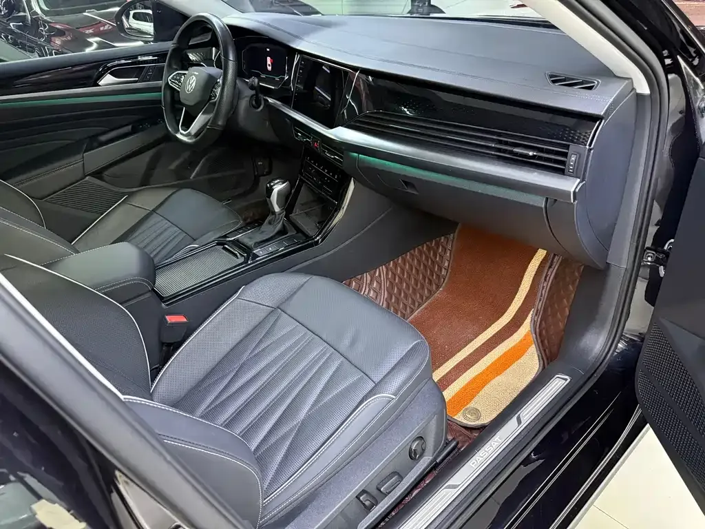 Volkswagen Passat — фото 9