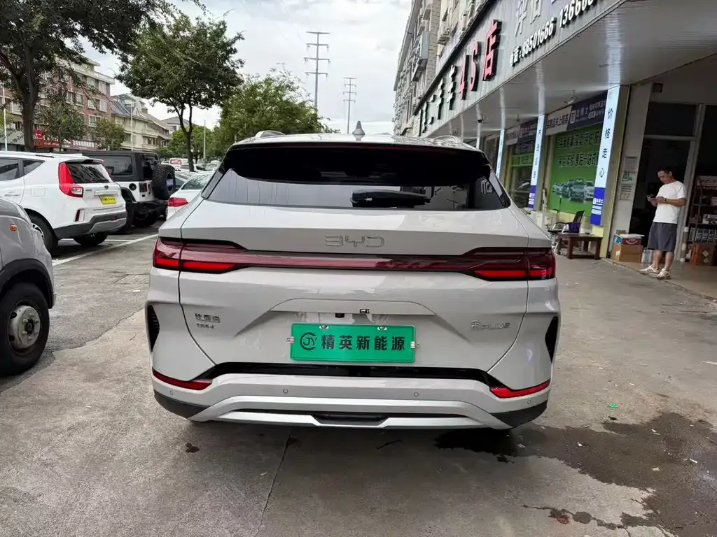 BYD PLUS New Energy — фото 6