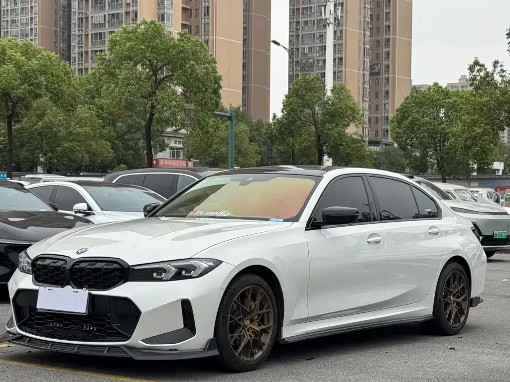 BMW 3 Series — фото 1