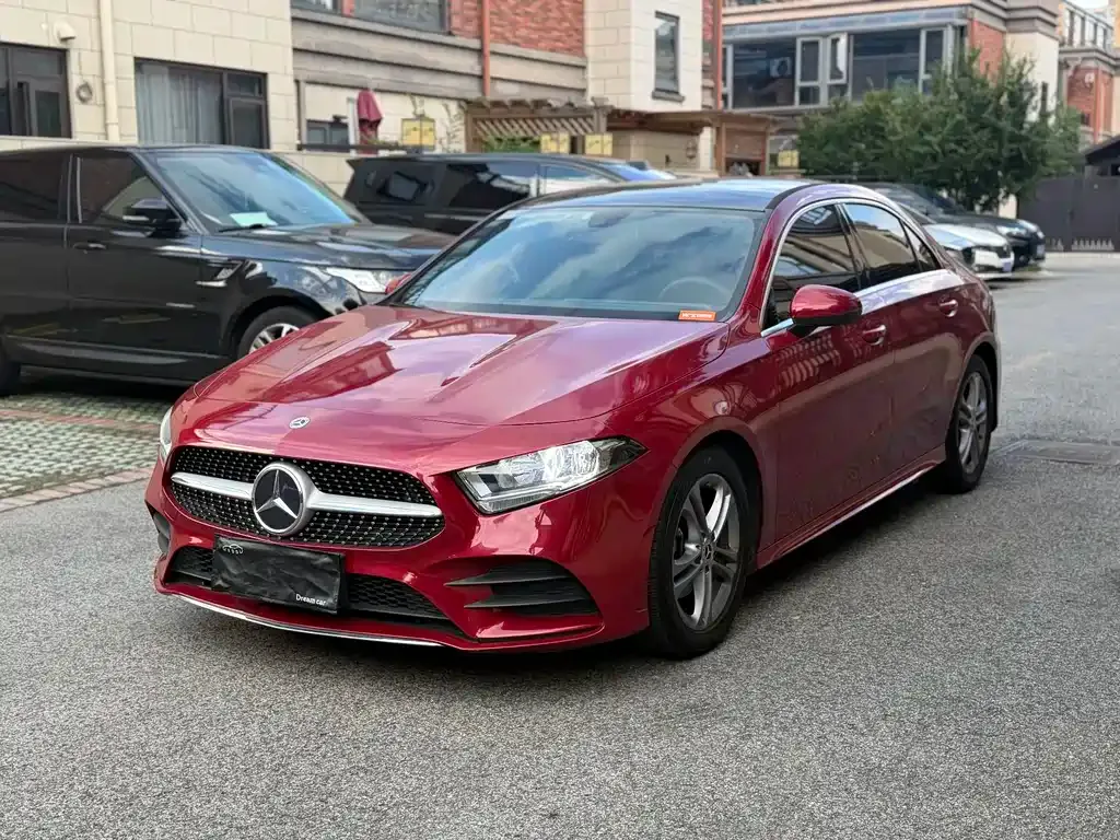 Mercedes-Benz A-Class — фото 1