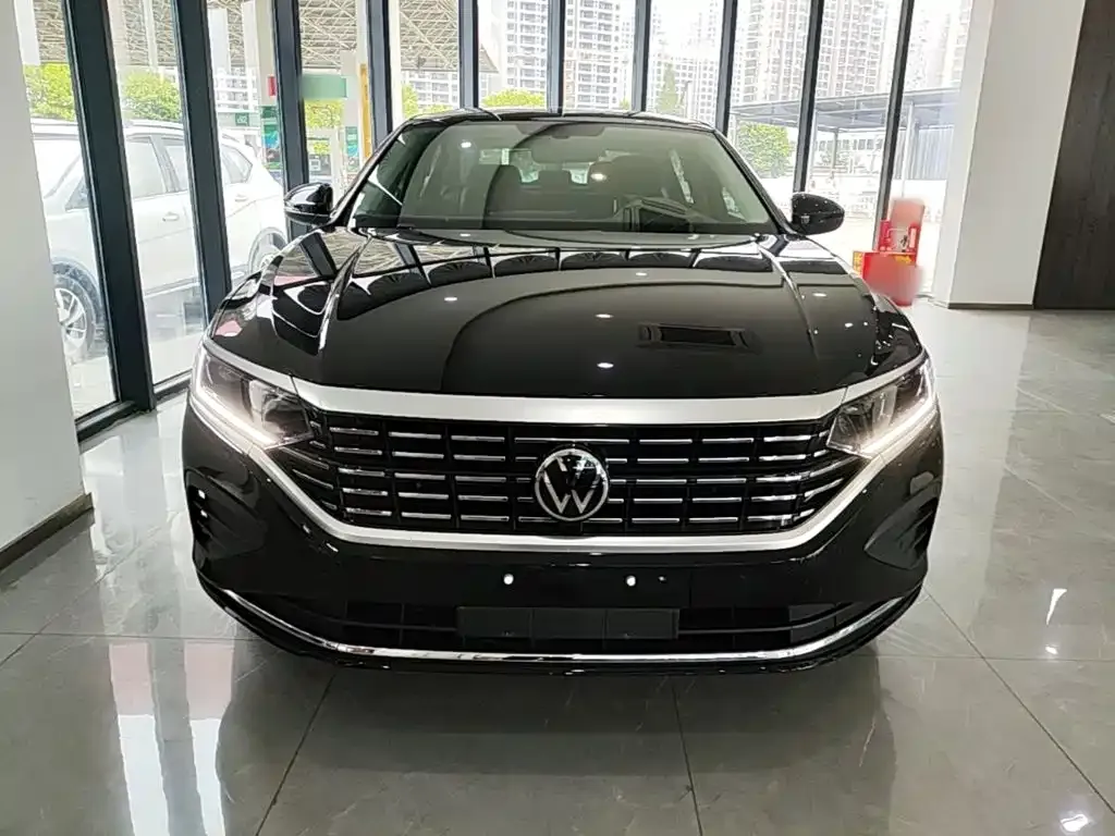 Volkswagen Passat — фото 7