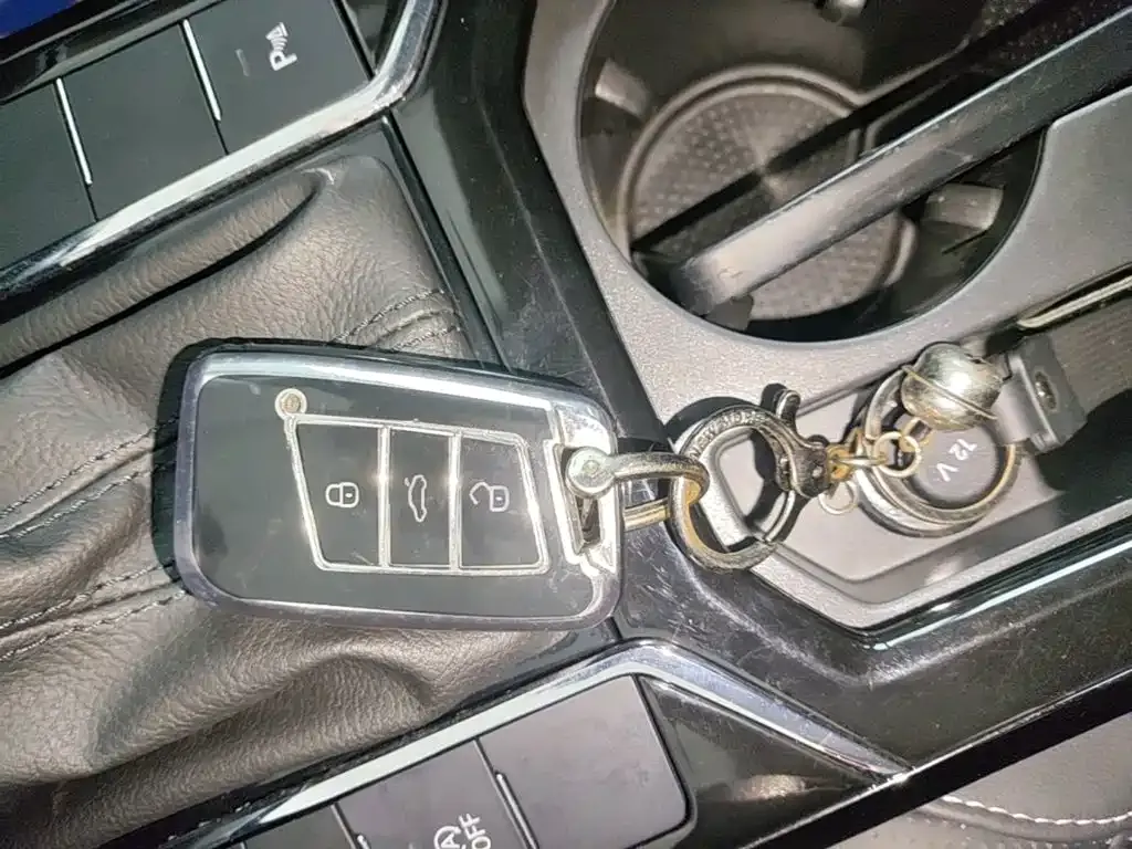 Volkswagen Passat — фото 10