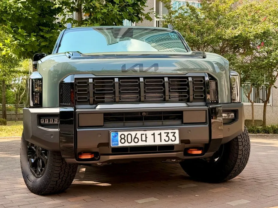 Kia Tasman — фото 10