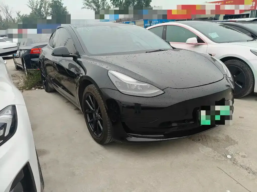 Tesla Model 3 — фото 2