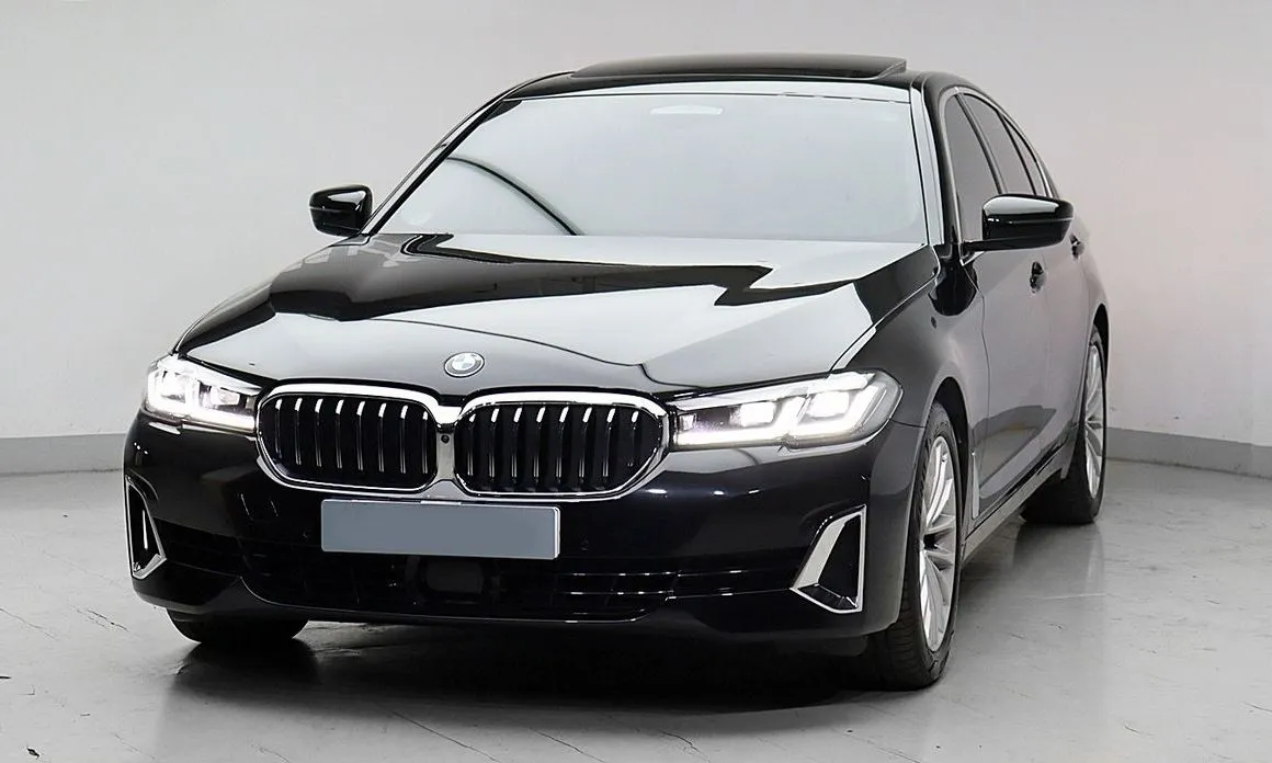 BMW 5-Series — фото 5