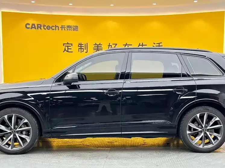 Audi Q7 — фото 4