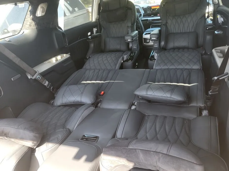 Kia Carnival — фото 1