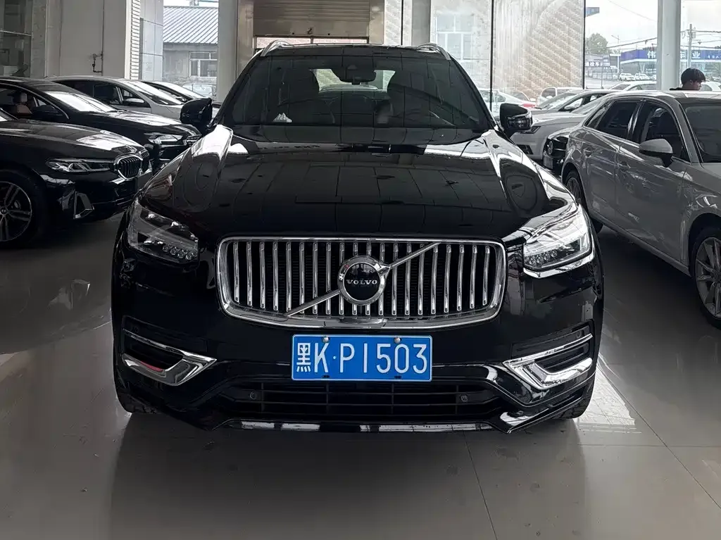 Volvo XC90 — фото 2