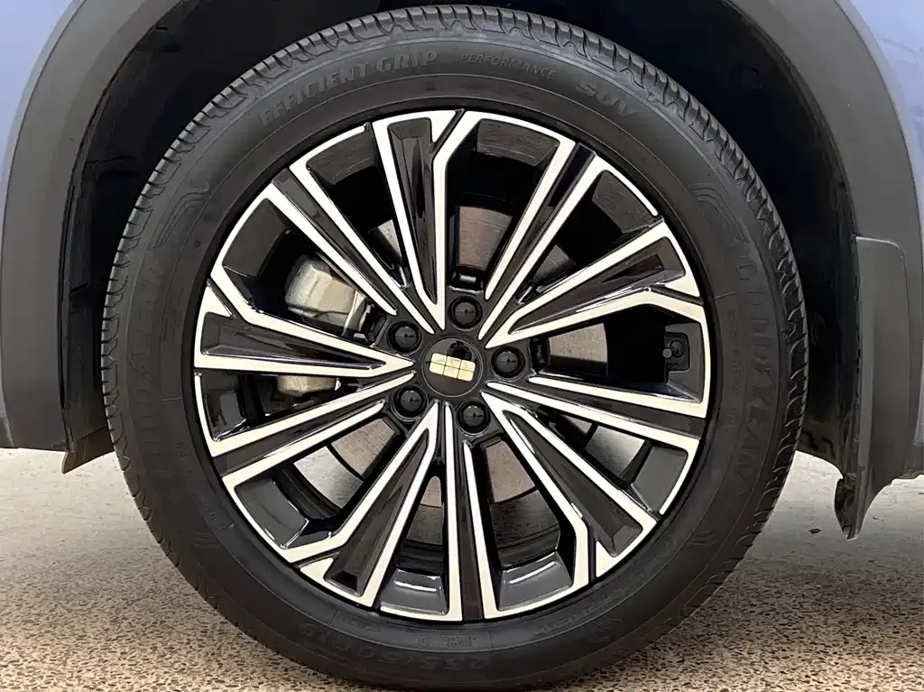 Geely Galaxy Xingjian 7 — фото 10
