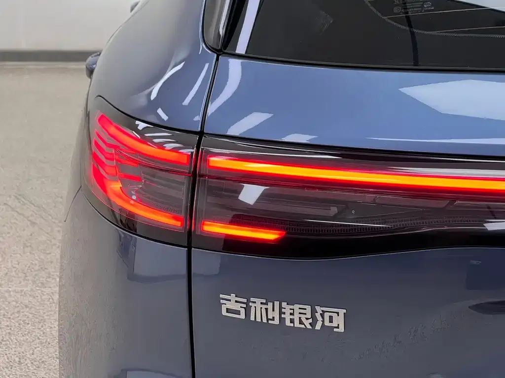 Geely Galaxy Xingjian 7 — фото 6
