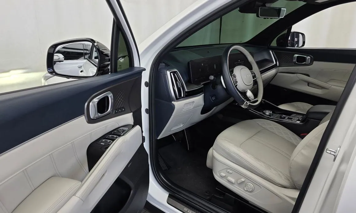 Kia Sorento — фото 7