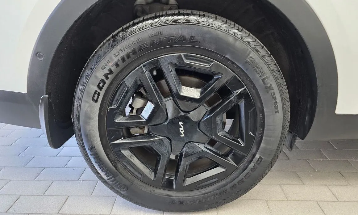 Kia Sorento — фото 6