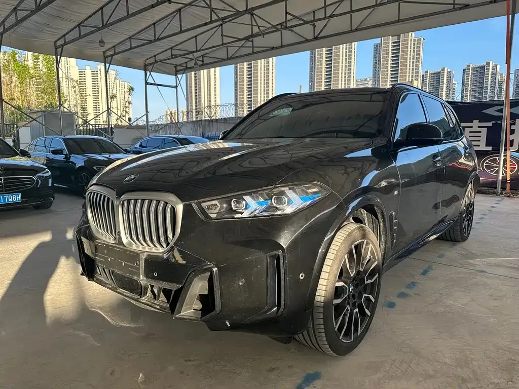 BMW X5 — фото 1