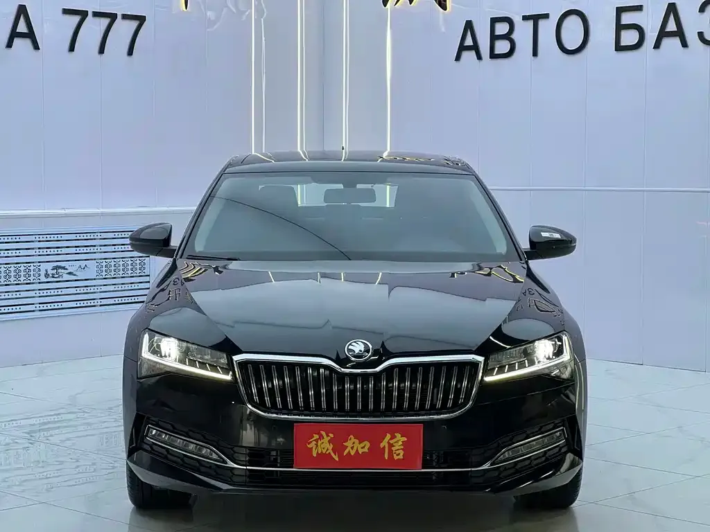 Skoda Superb — фото 6
