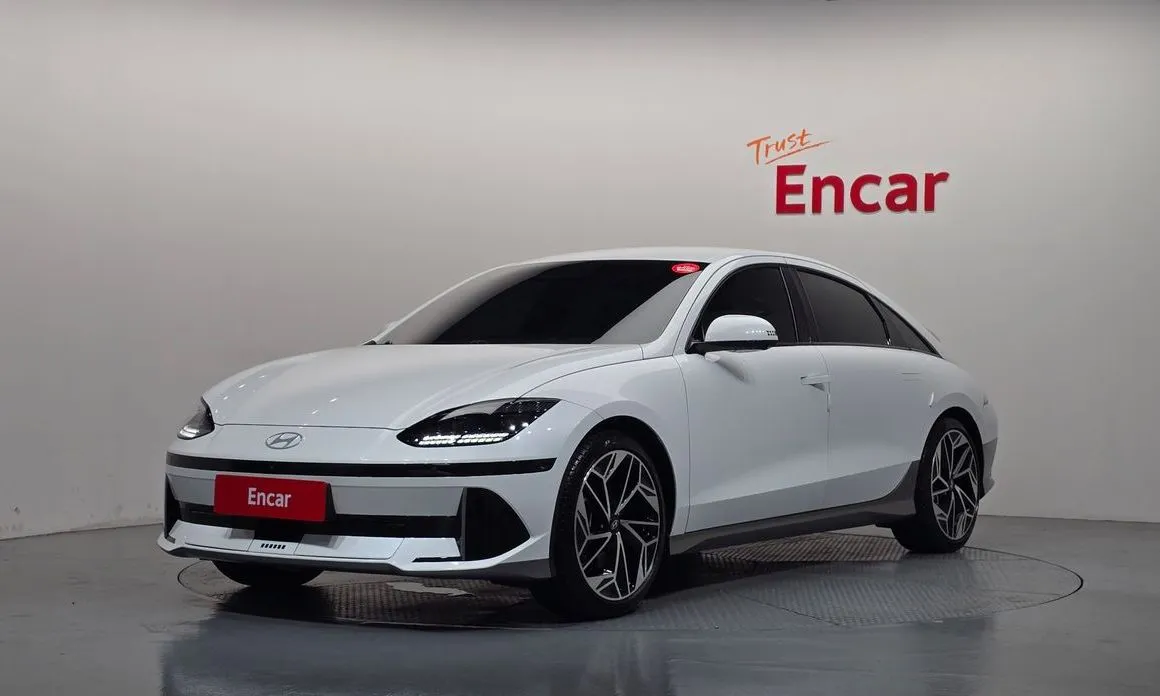Hyundai Ioniq6 — фото 1