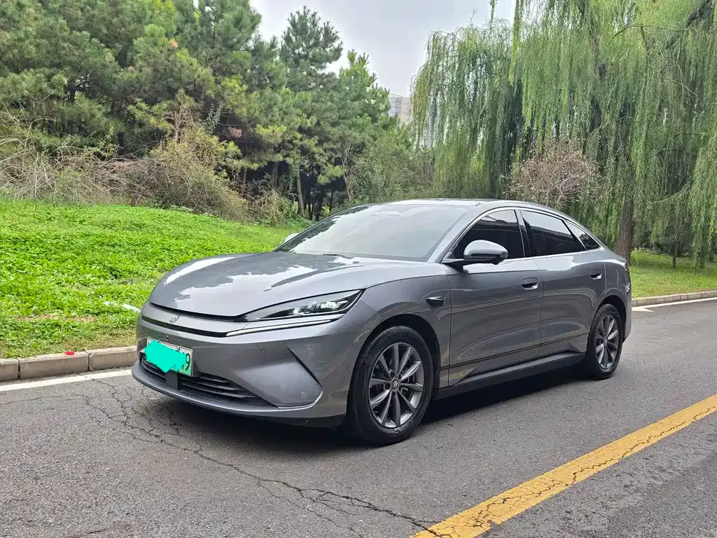 BYD Qin L — фото 1