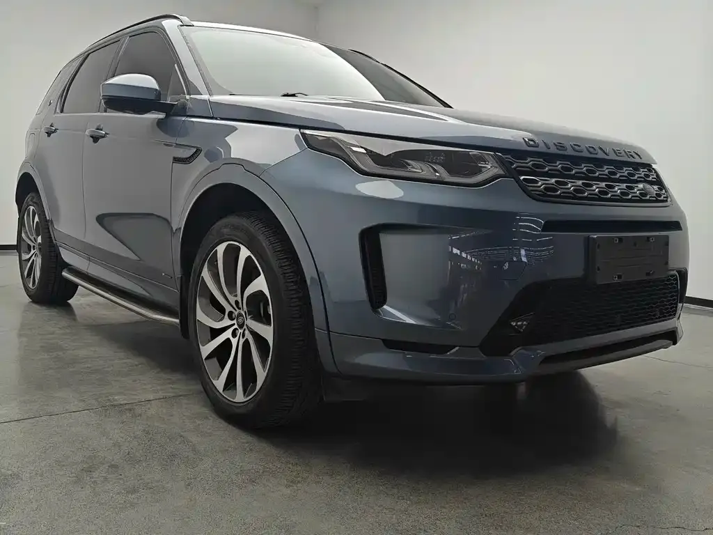 Land Rover Discovery Sport — фото 1