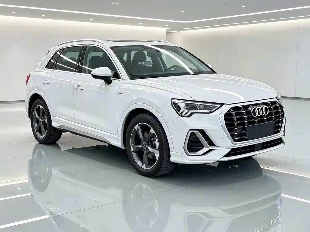 Audi Q3 — фото 5