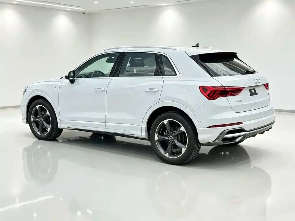 Audi Q3 — фото 2