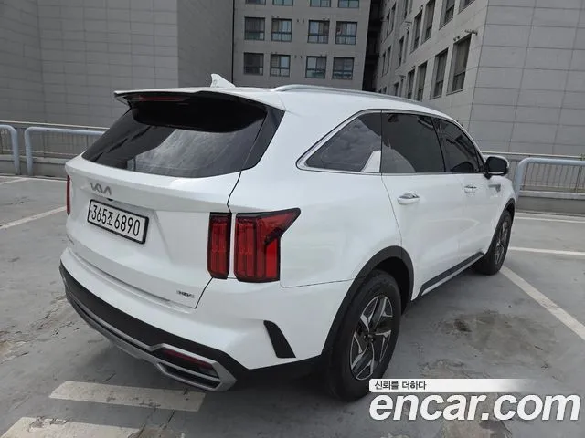 Kia Sorento — фото 4