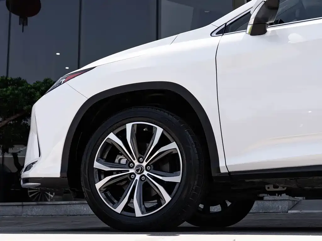 Lexus RX — фото 7