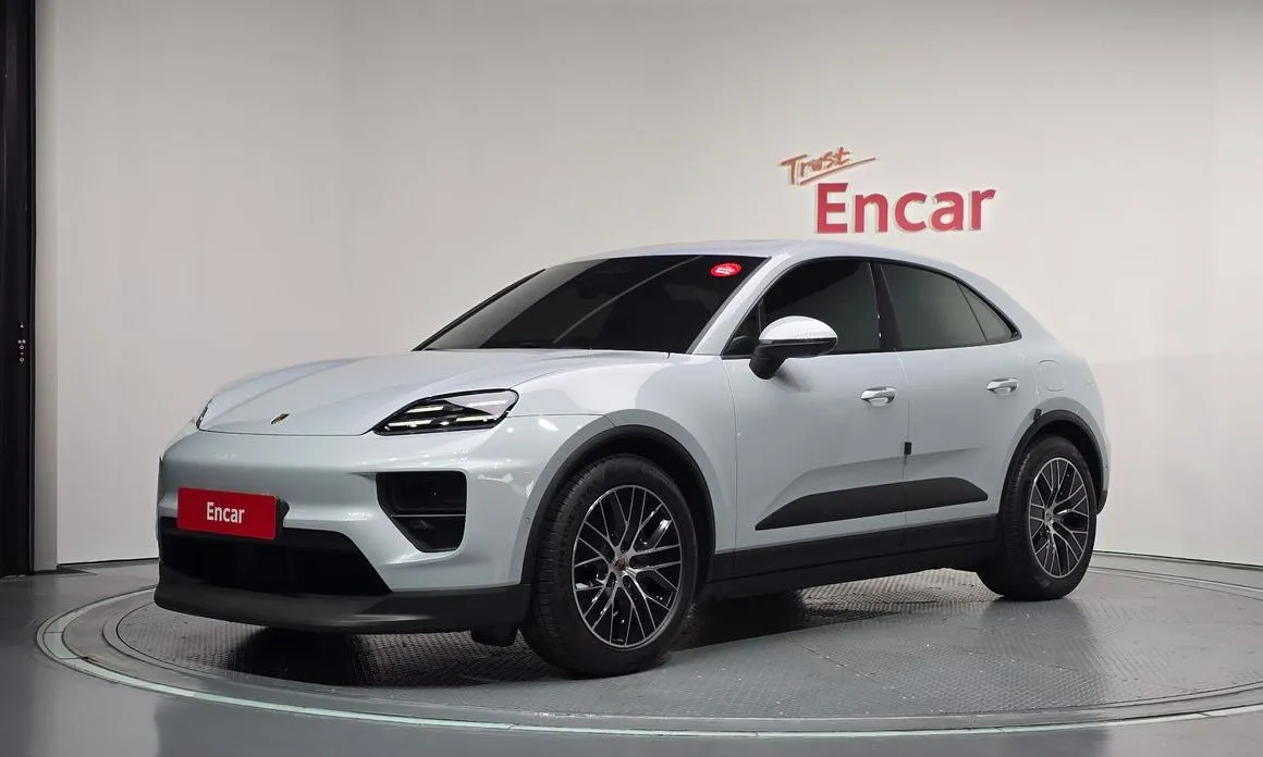 Porsche Macan — фото 1