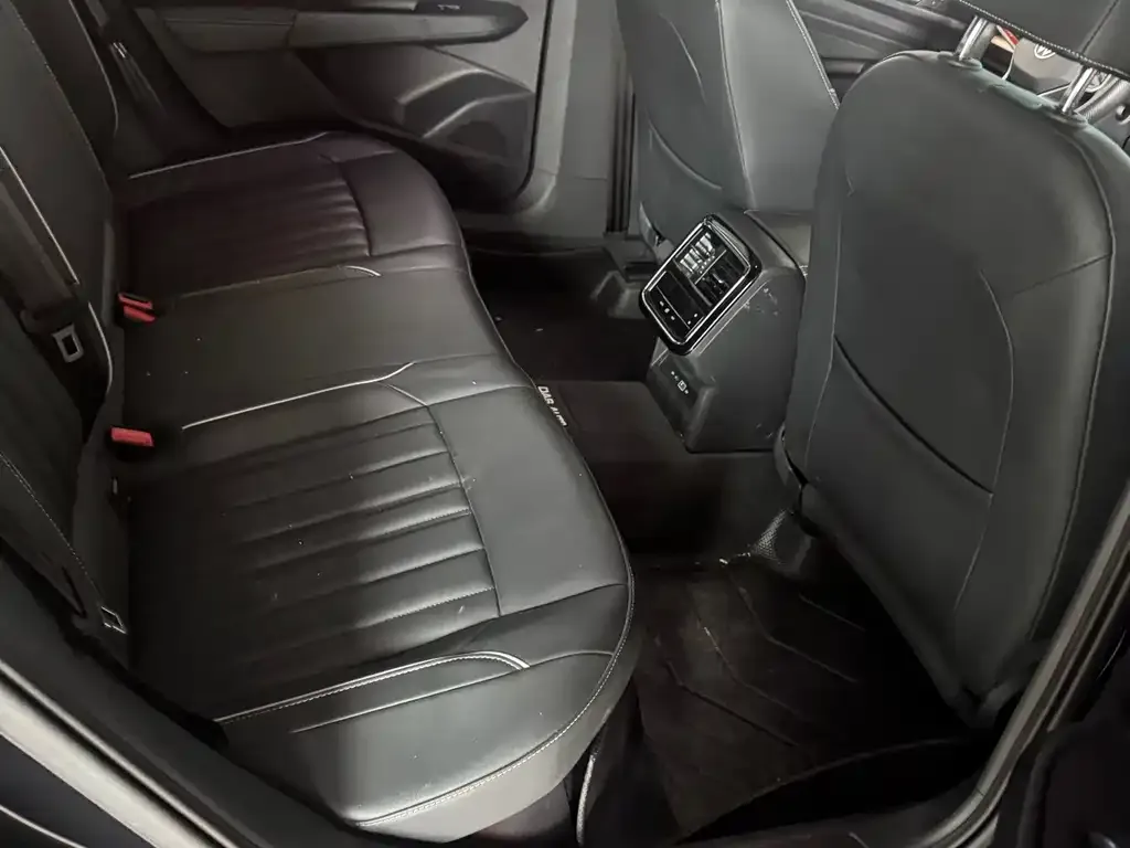 Volkswagen Passat — фото 2