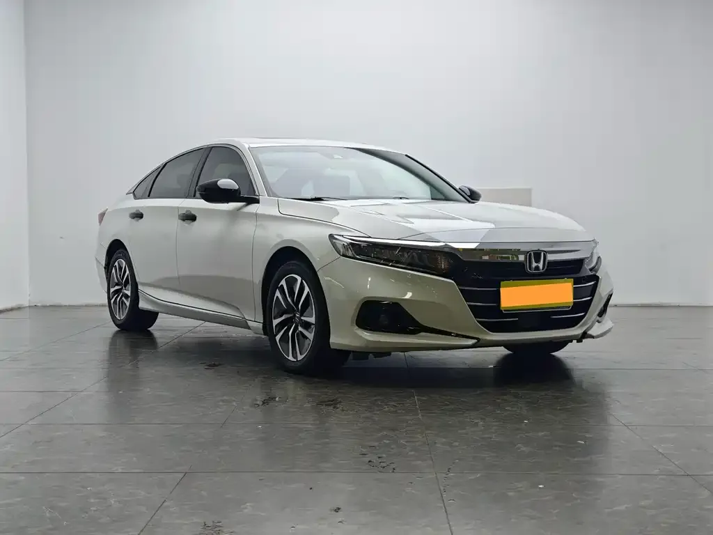 Honda Accord — фото 7