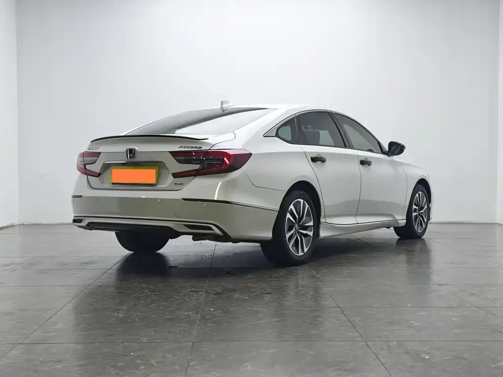 Honda Accord — фото 2
