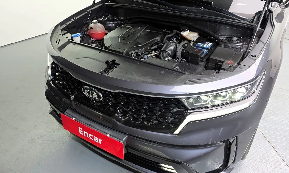Kia Sorento — фото 7
