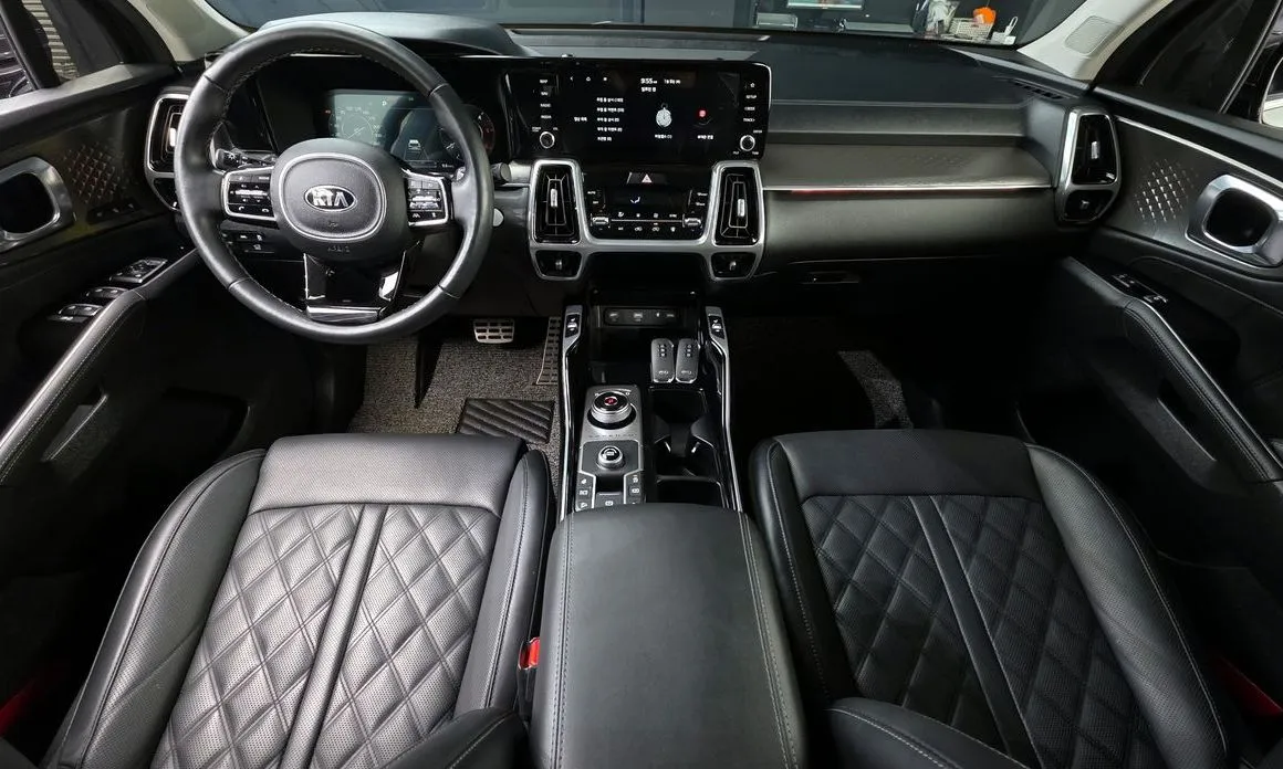 Kia Sorento — фото 10