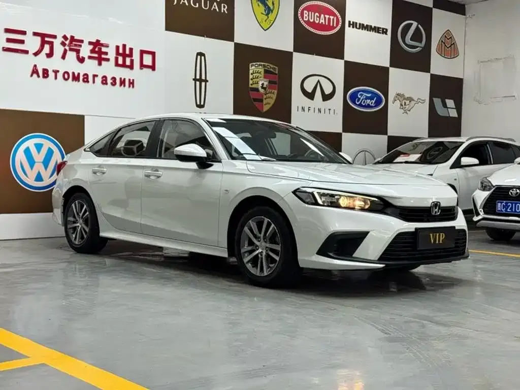 Honda Civic — фото 10