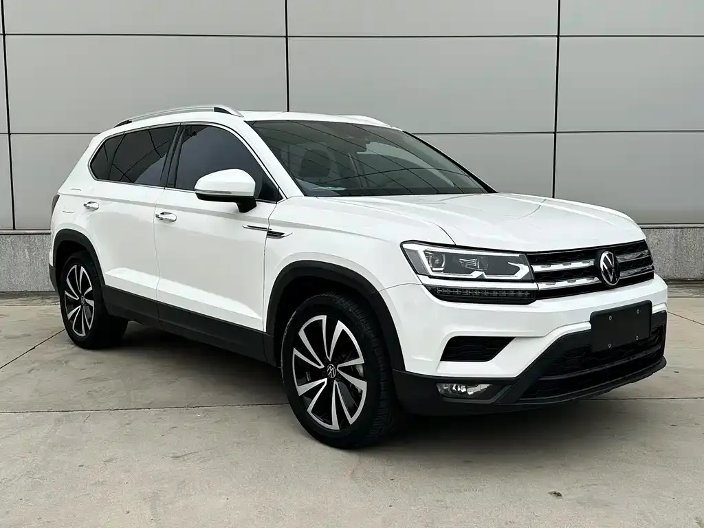 Volkswagen Tharu — фото 3