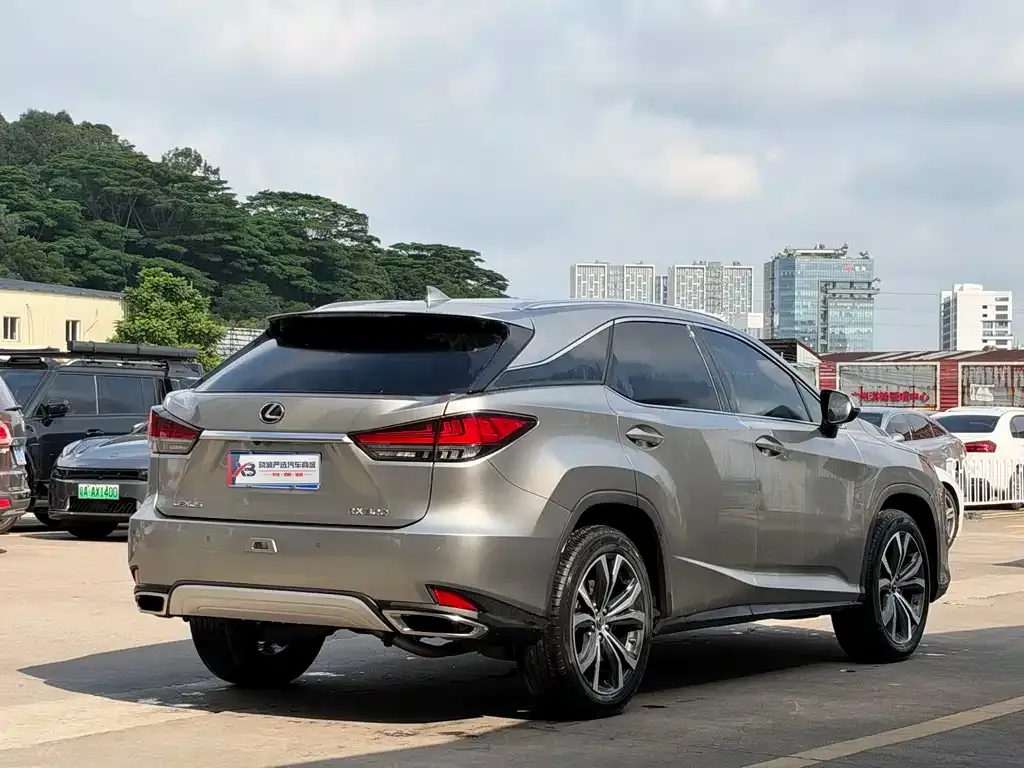 Lexus RX — фото 7