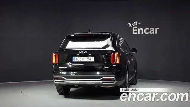 Kia Sorento — фото 3