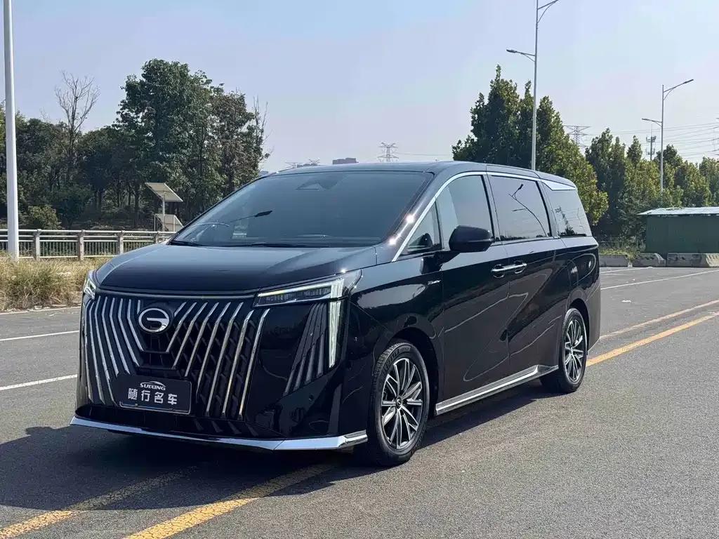 GAC Motor Trumpchi M8 — фото 1