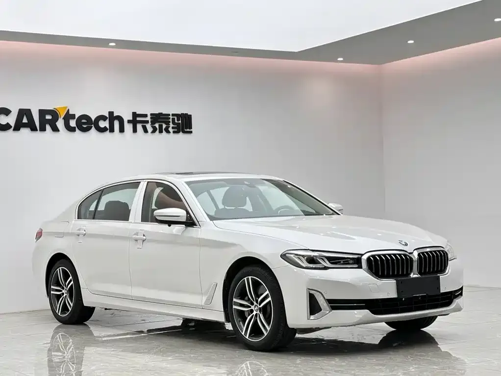 BMW 5 Series — фото 5