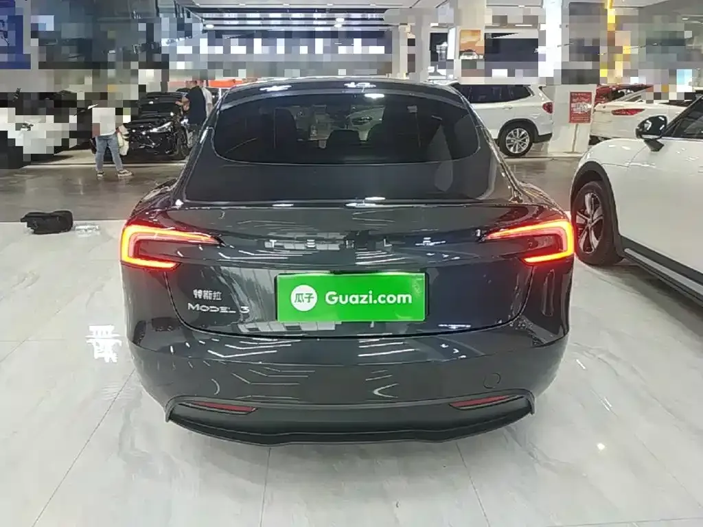 Tesla Model 3 — фото 2