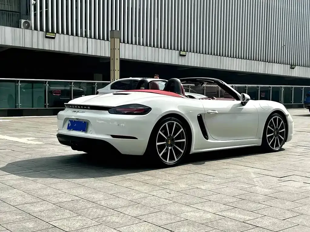 Porsche 718 — фото 9