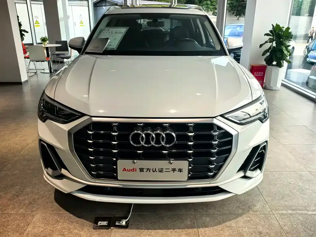 Audi Q3 — фото 4